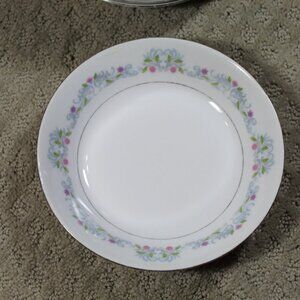 Crown Ming Fine China  Jian Shiang 1112 Windsor Pattern 7.5" Soup Bowl